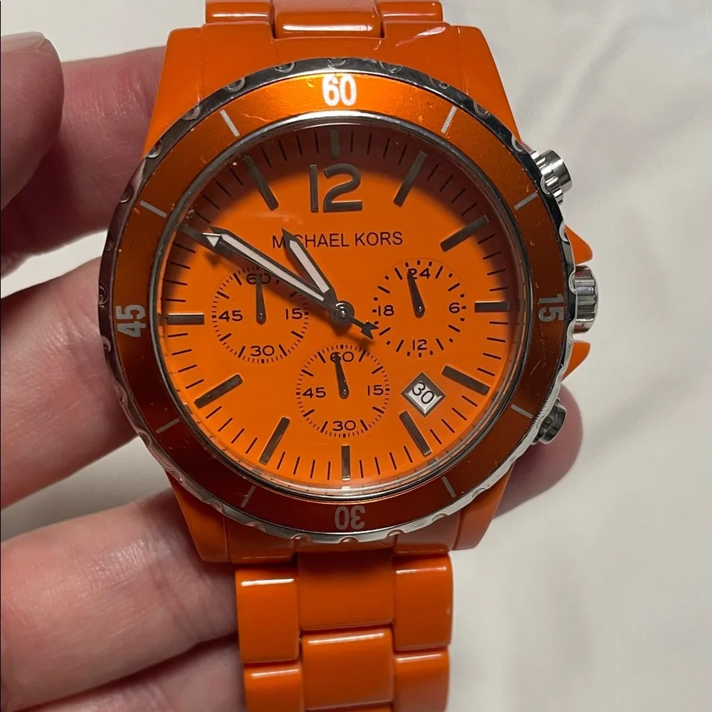 Vintage Michael Kors Orange Chronograph Watch - Picture 2 of 9